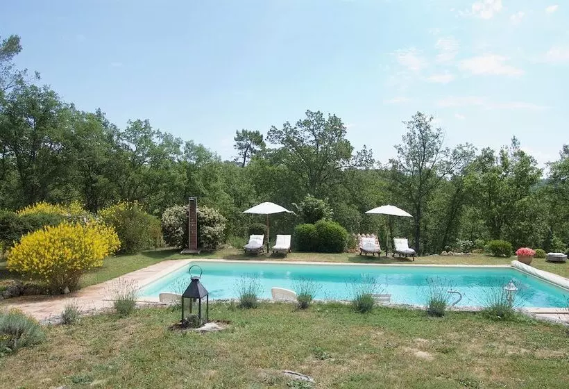 Aamiaismajoitus (B&B) Bergerie Des Suanes