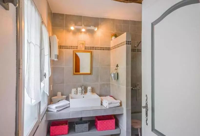 ベッドアンドブレックファースト Chambres D Hôtes Le Colombier