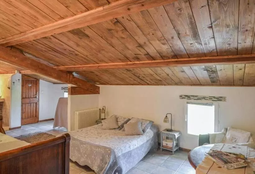 ベッドアンドブレックファースト Chambres D Hôtes Le Colombier