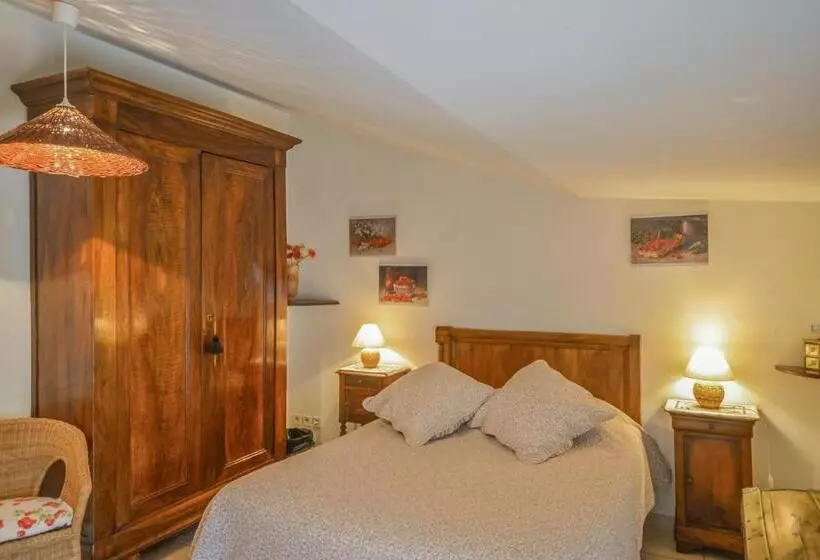ベッドアンドブレックファースト Chambres D Hôtes Le Colombier