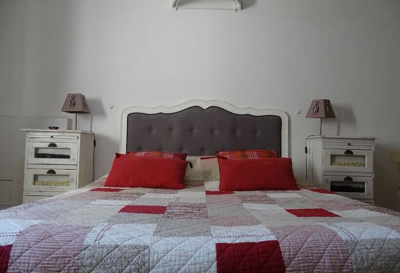 مبيت وإفطار Clos St Pierre De Fraisse