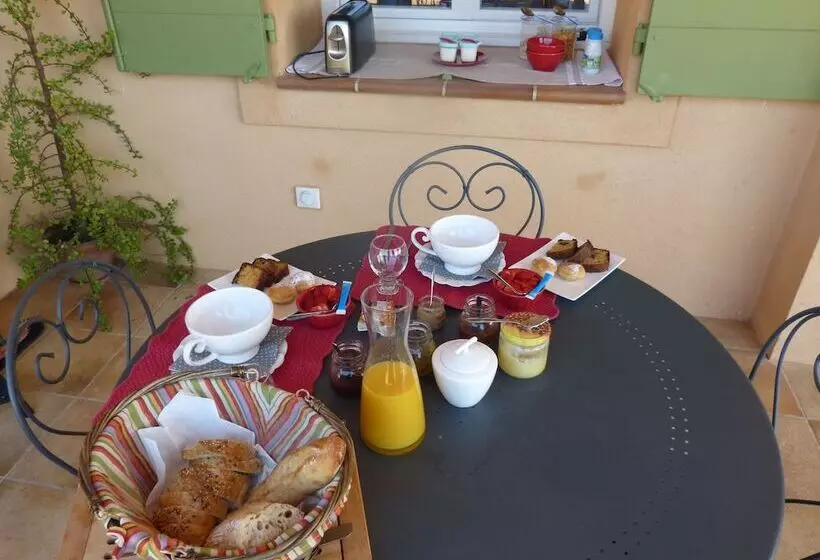 تختخواب و صبحانه Gite Du Pagoulin  Chambres D Hotes
