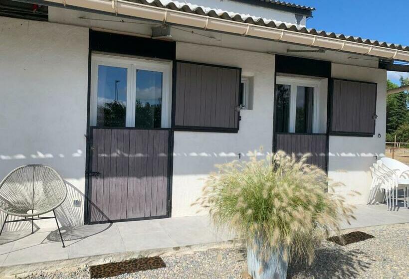 مبيت وإفطار Le Mazet Chambre D Hôtes