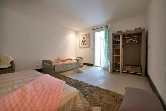 تختخواب و صبحانه Le Mazet Chambre D Hôtes