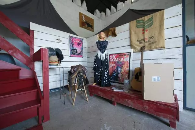 تختخواب و صبحانه Le Mazet Chambre D Hôtes