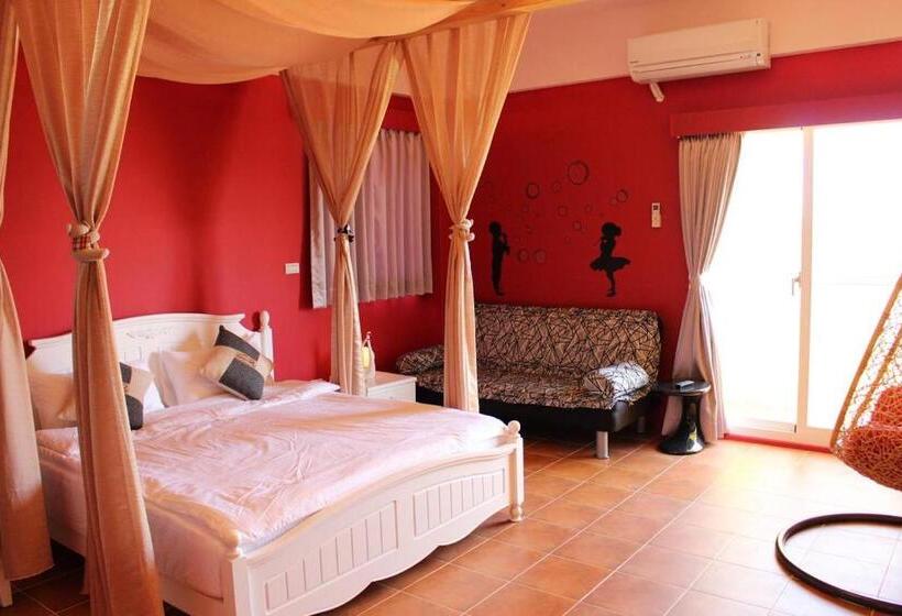 تختخواب و صبحانه Provence Homestay