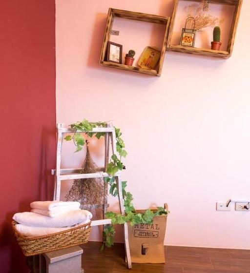 تختخواب و صبحانه Provence Homestay