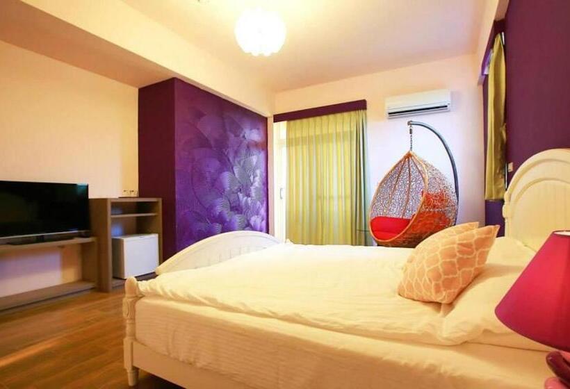 تختخواب و صبحانه Provence Homestay