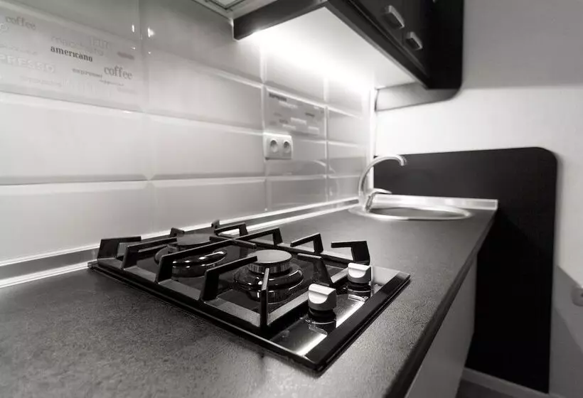 هتل Bunin Suites