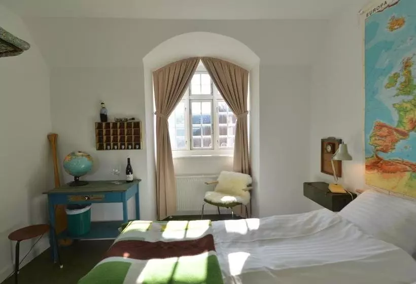 Hotel Carmel