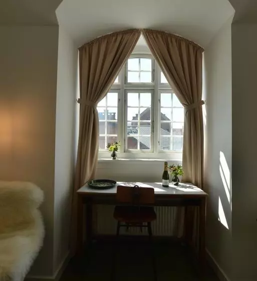 Hotel Carmel