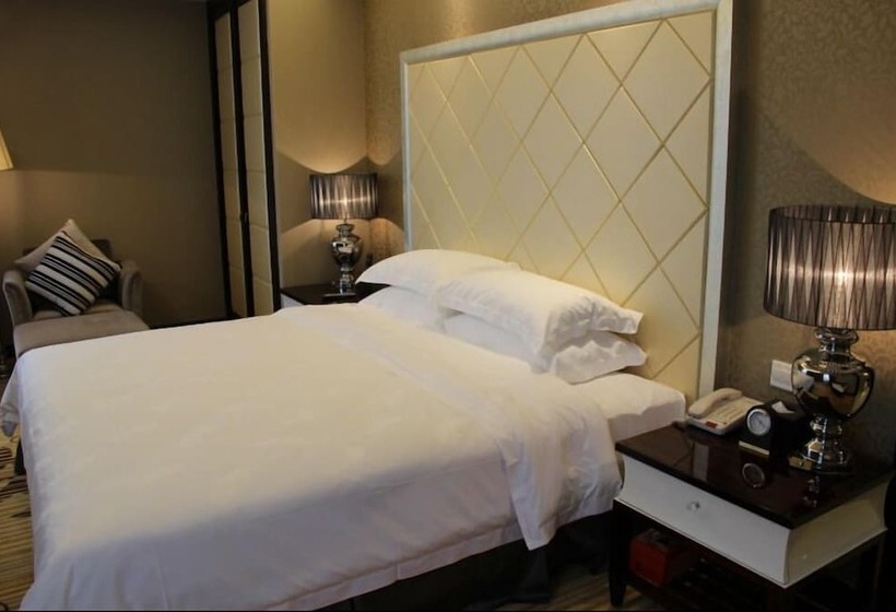 Country Garden Phoenix Hotel Yunfu