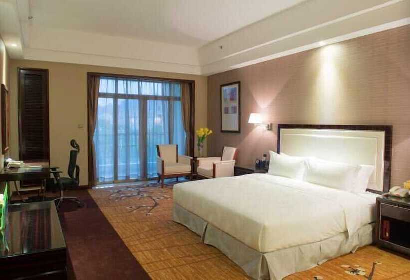 Country Garden Phoenix Hotel Yunfu