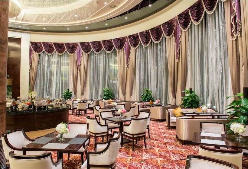 Country Garden Phoenix Hotel Yunfu