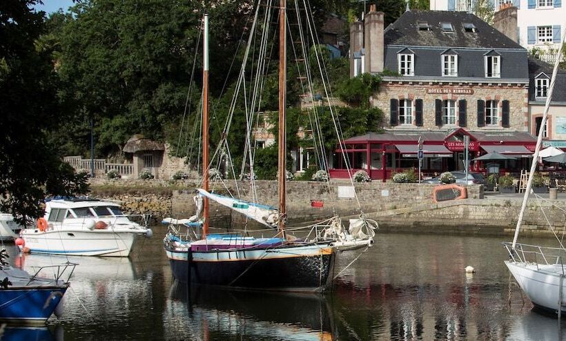 هتل De Charme Les Mimosas