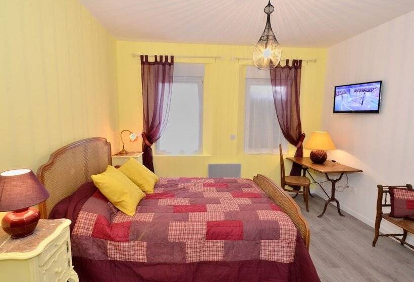 فندق De La Villa Biron