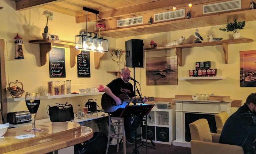 Отель Drostenhof Garni