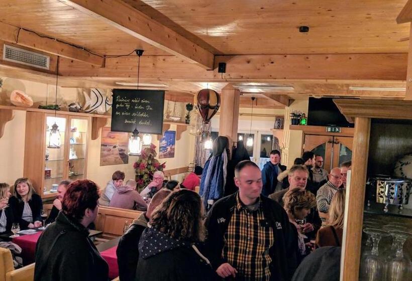 Отель Drostenhof Garni