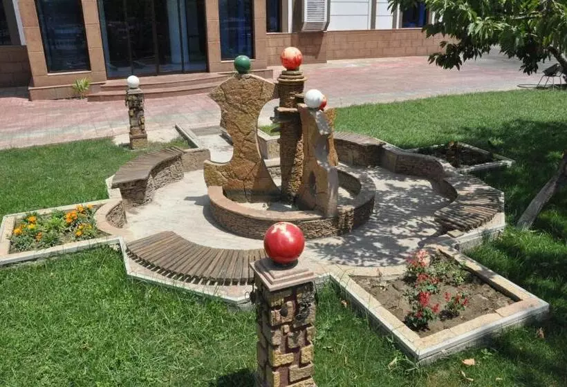 هتل Firuz