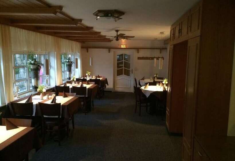 ホテル Friesenhof