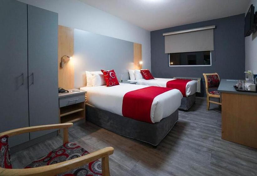 Inani Hotel Gallagher