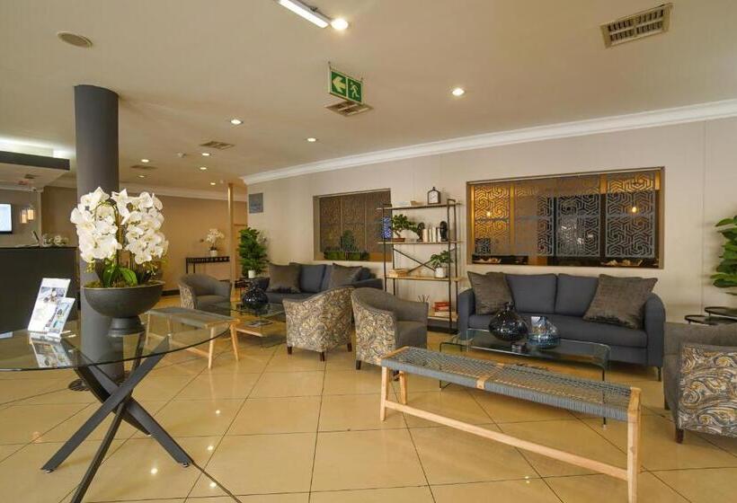 Inani Hotel Gallagher