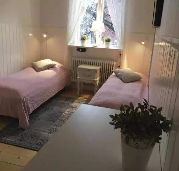 هتل L Kungsängstorg
