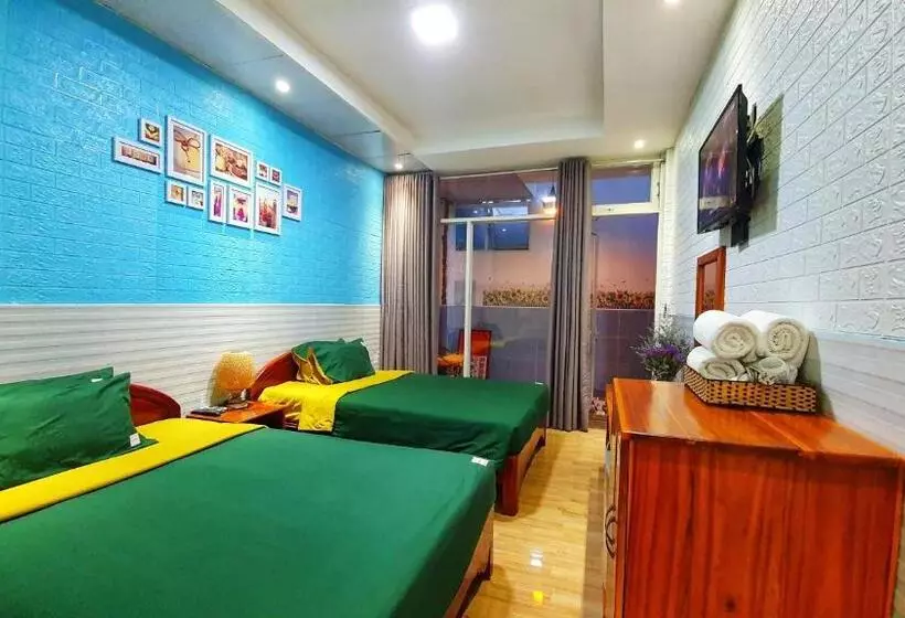هتل Lighthouse Boutique