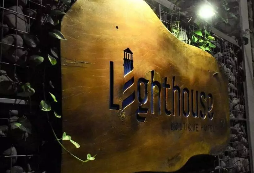 هتل Lighthouse Boutique