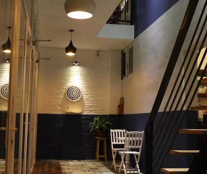 هتل Lighthouse Boutique