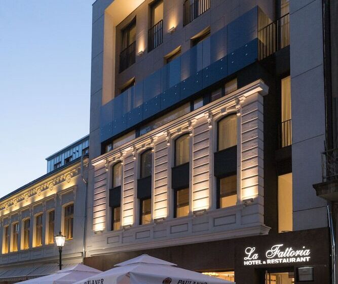 هتل Old Town Boutique