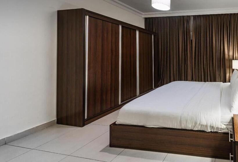 Lancaster Hotel Apartments Gardens