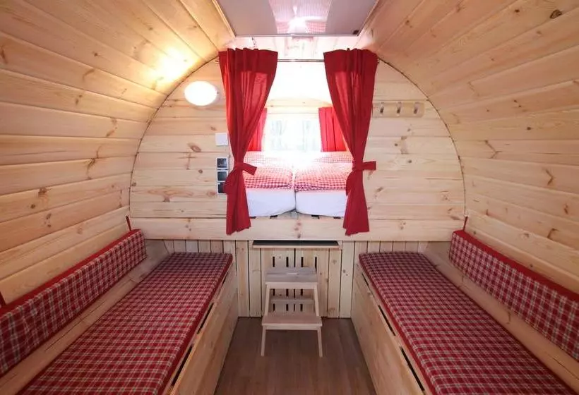 リゾートホテル Azur Waldcamping Auwaldsee