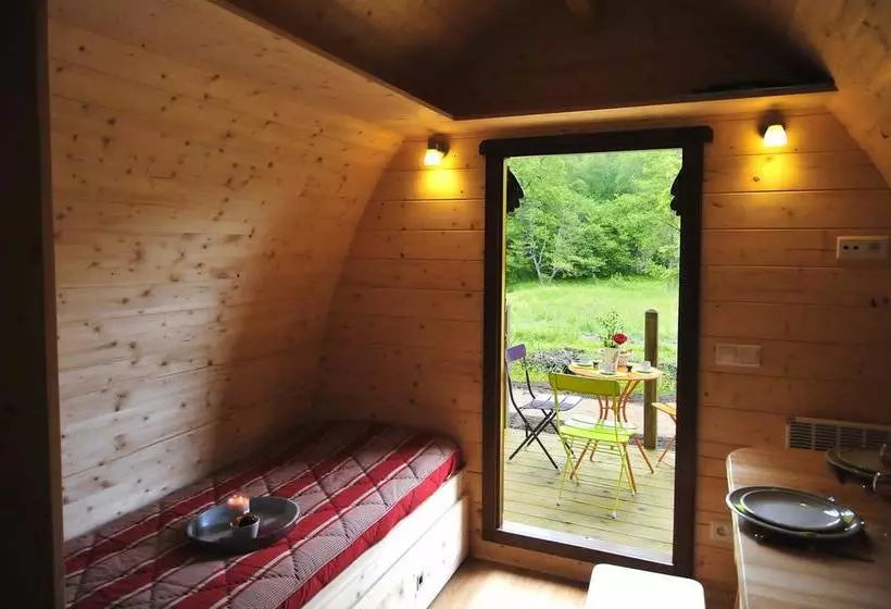 リゾートホテル Azur Waldcamping Auwaldsee