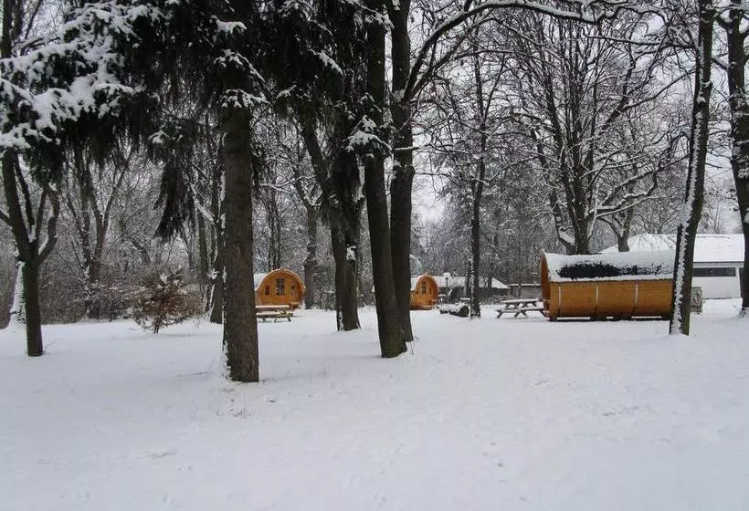 リゾートホテル Azur Waldcamping Auwaldsee