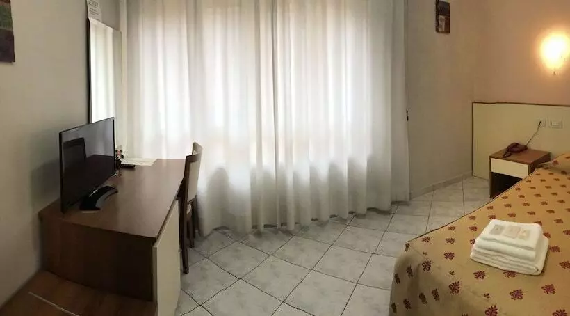 ホテル Albergo La Posta Arezzo