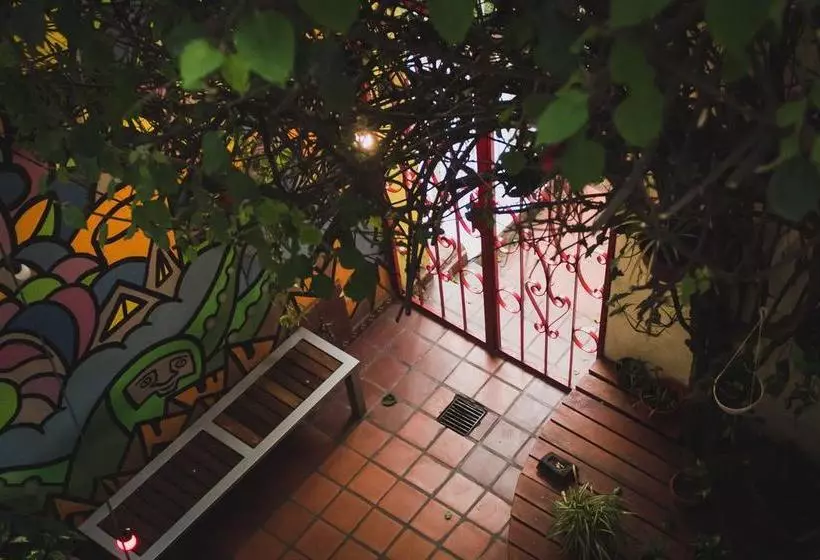 هتل Casa Güemes