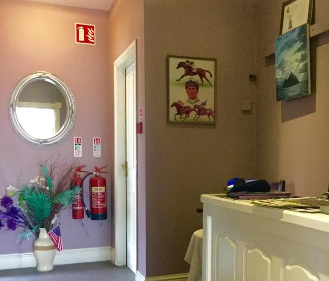 Hotel Cherry Tree Guesthouse