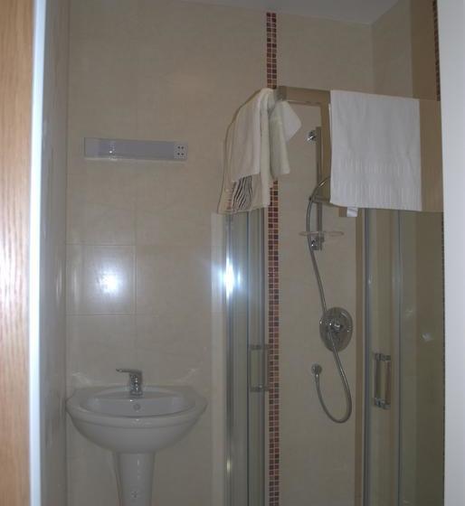 Hotel Cherry Tree Guesthouse