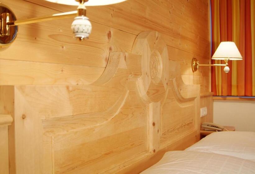 Отель Gomagoierhof