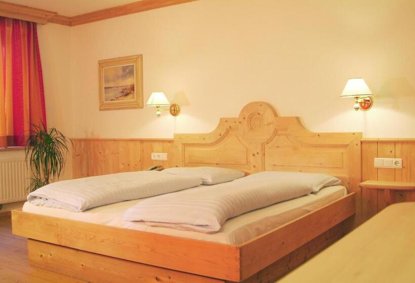 Отель Gomagoierhof