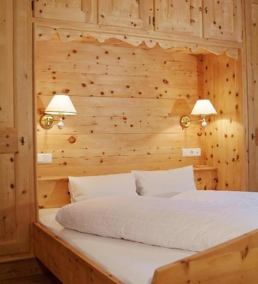 Отель Gomagoierhof