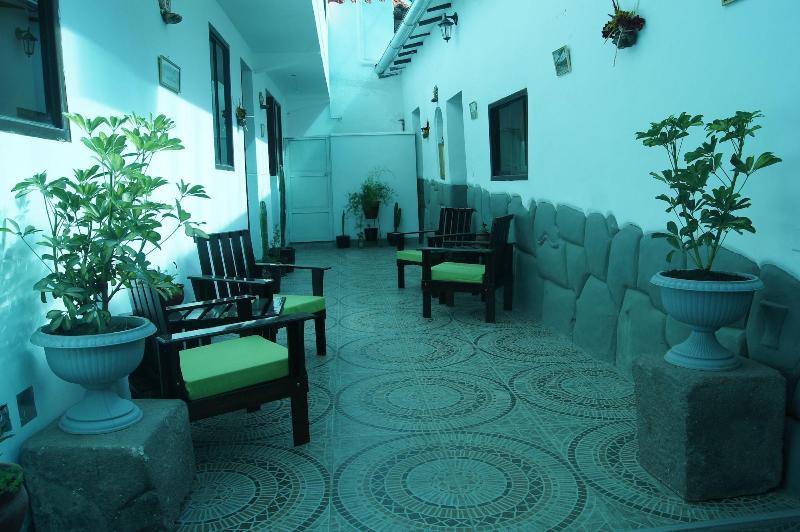 Отель Hatun Quilla