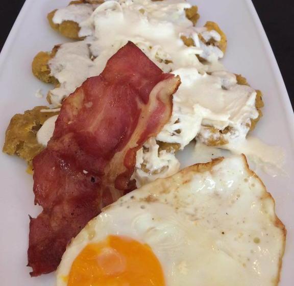 Hotel Hostal Emmanuel