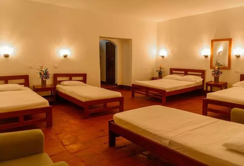 ホテル Hosteria Colonial La Cueva De Leo