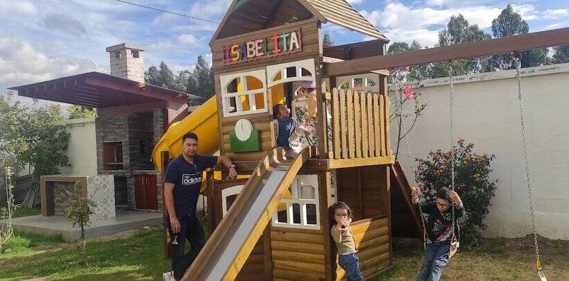 فندق Las Mercedes Airport Quito