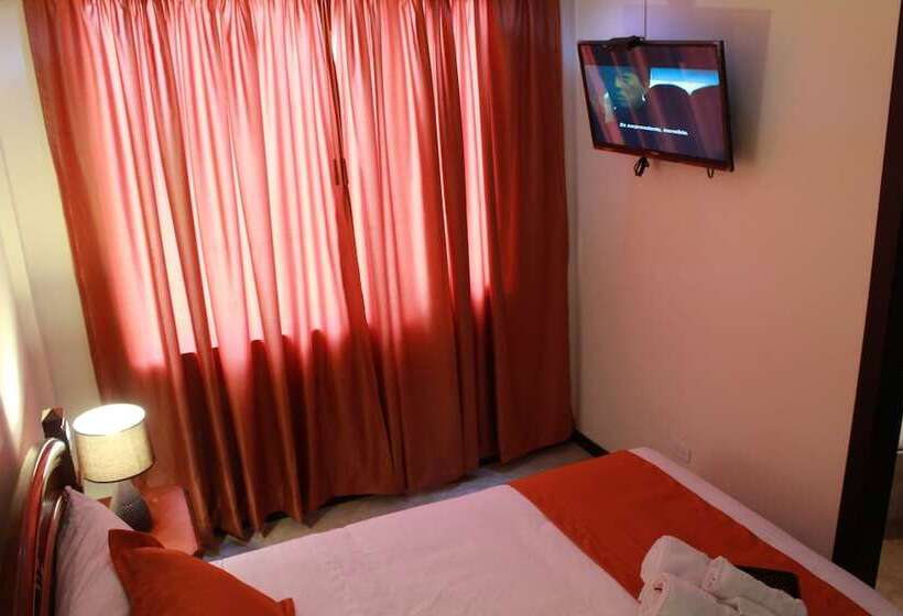 فندق Las Mercedes Airport Quito