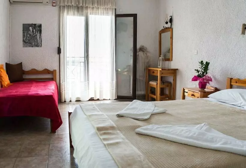 Hotel Nefeli