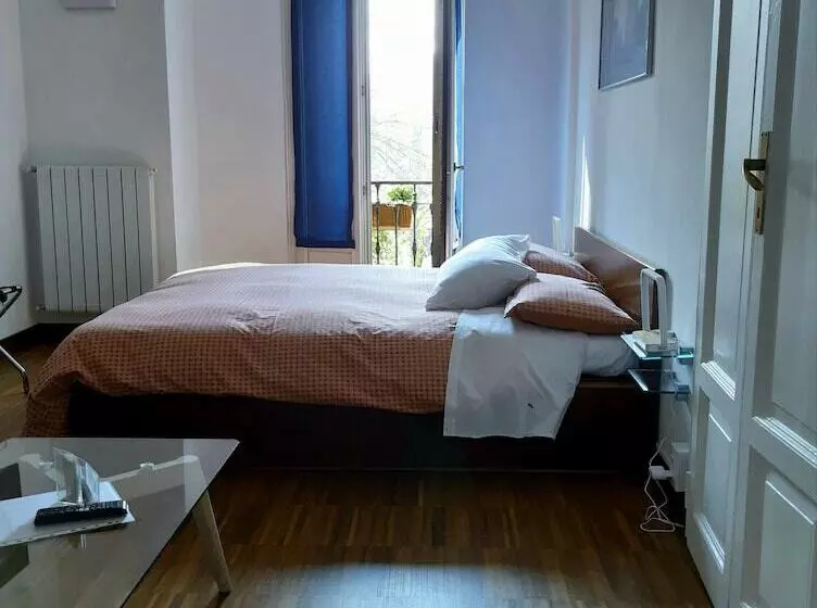 هتل Room Inn