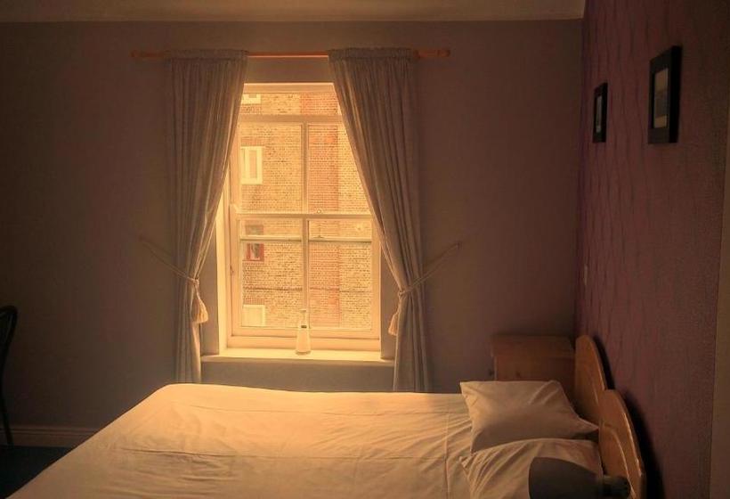 호텔 The Shipwright Guesthouse